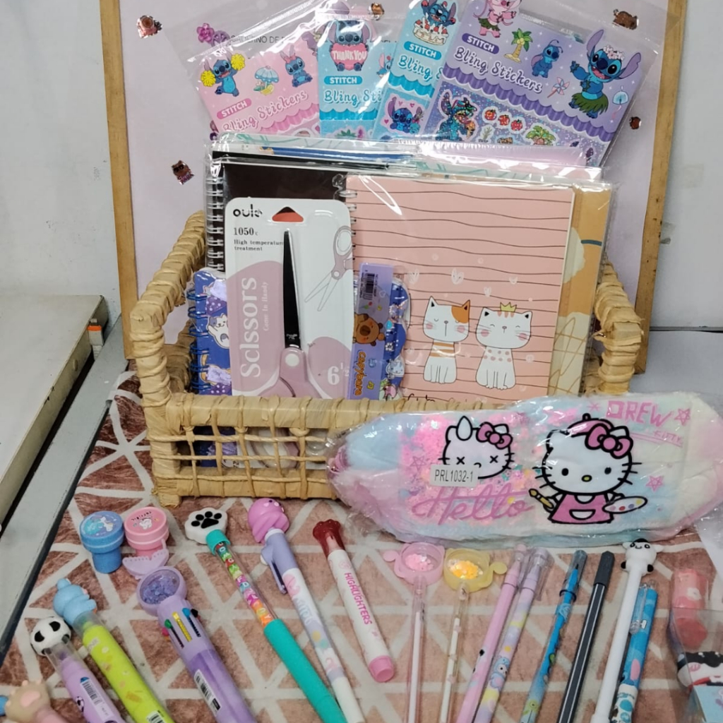 Kit Papelaria Criativa 20 ITENS - Papelaria Fofa Luxo - Kawaii- Kit Premium - Cadernos - Caneta fofa - Caderno de Disco