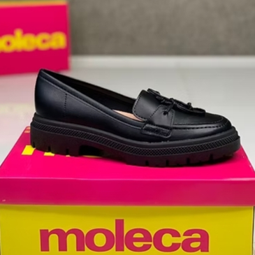 Sapato Mocassim Feminino Tratorado Preto Confortável Estiloso Elegante Lacinho Moleca Original