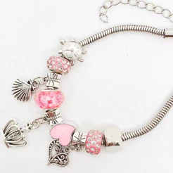 ANA1108 Pulseira Berloques Prateada Estilo Feminina Presente (Modelo aleatório)
