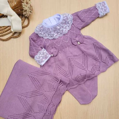 Saída Maternidade menina Gabriela Vestido Lilás Tricot 4 peças