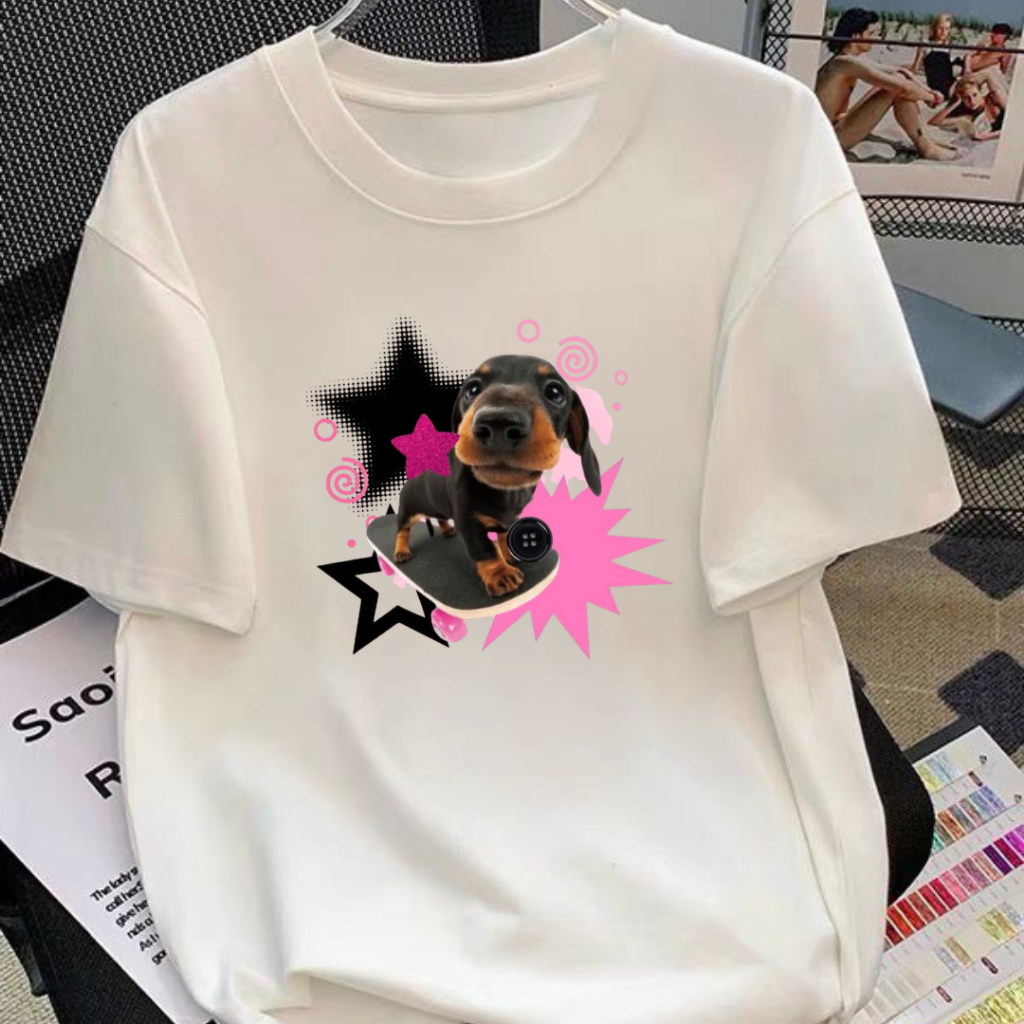 Camiseta Feminina Off White Cachorro Fofo Com Estrelas Moda Casual Estilosa 100% Algodão Premium Confortável Streetwear