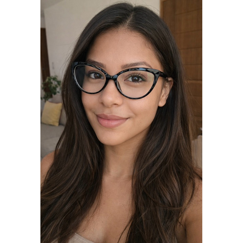 Óculos de leitura feminino no modelo gatinho Diversas cores.