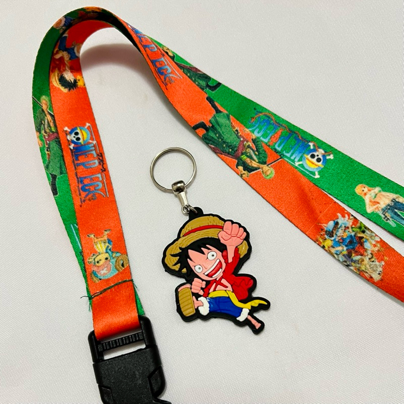 Kit One Piece Cordão Tirante + Chaveiro Emborrachado