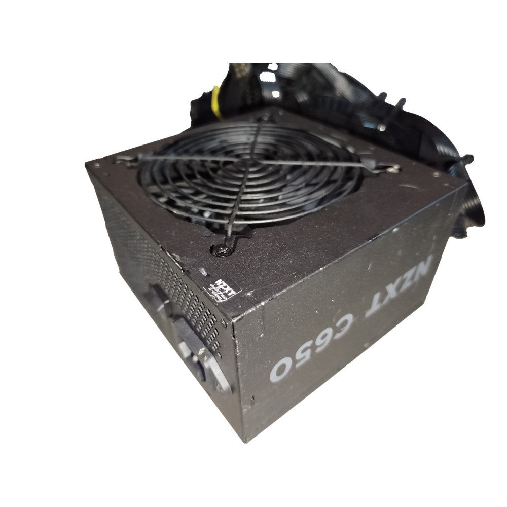 Fonte ATX NZXT C650, 650 W, 80 Plus Gold, PS-2406-OEM (recondicionada)