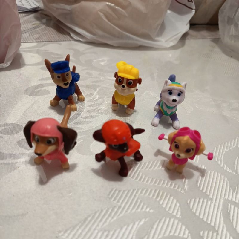 Brinquedo KinderOvo Patrulha Canina Chase, Zuma, Everest, Ruble, Skye, Liberty