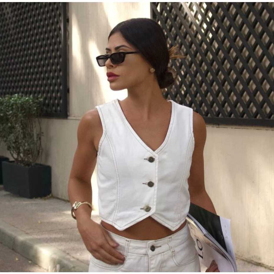 Colete feminino com modelagem alfaiataria, Nature NME , colete jeans, colete off white