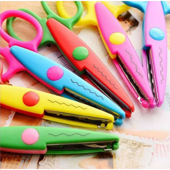 TESOURA PICOTAR KIT 2/3/4/6 UNIDADES ARTISTICA ESCOLAR MASTER em Oferta na Shopee