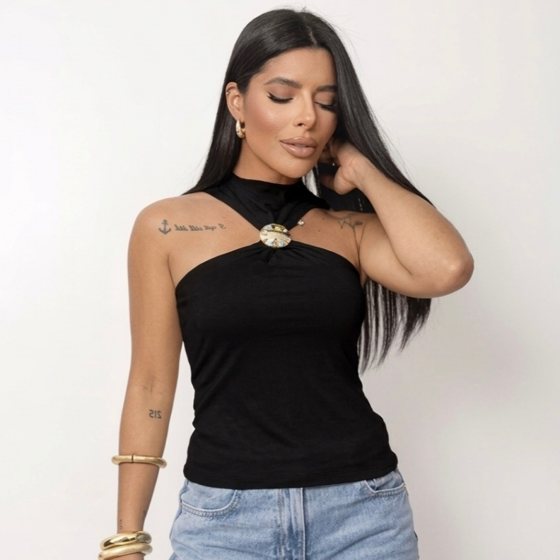 Blusa Feminina Gola Alta Com Fivela Dourada Suplex Elastano