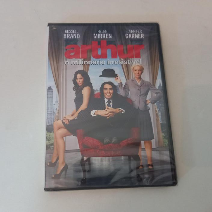 Dvd - Arthur O Milionário Irresistível - Russell Brand - Lacrado