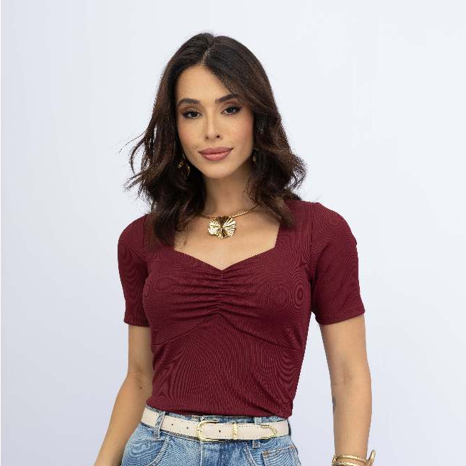 Blusa Feminina Decote Coração Manga Curta Duplo Tecido no Busto Elegante Básica Casual Baby Look T-shirt GG, G1,G2, G3