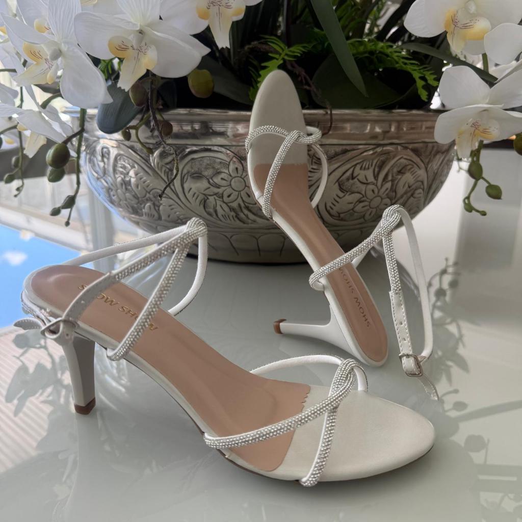 Sandalia feminina strass festa tiras cruzada salto fino alto 8 cm Pisamare