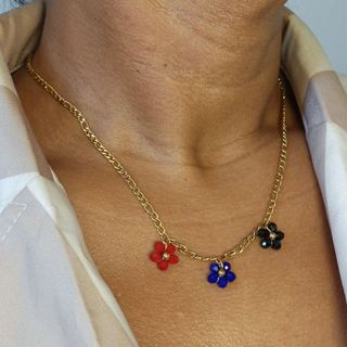 Colar Aço 3 Flores Coloridas em Cristais