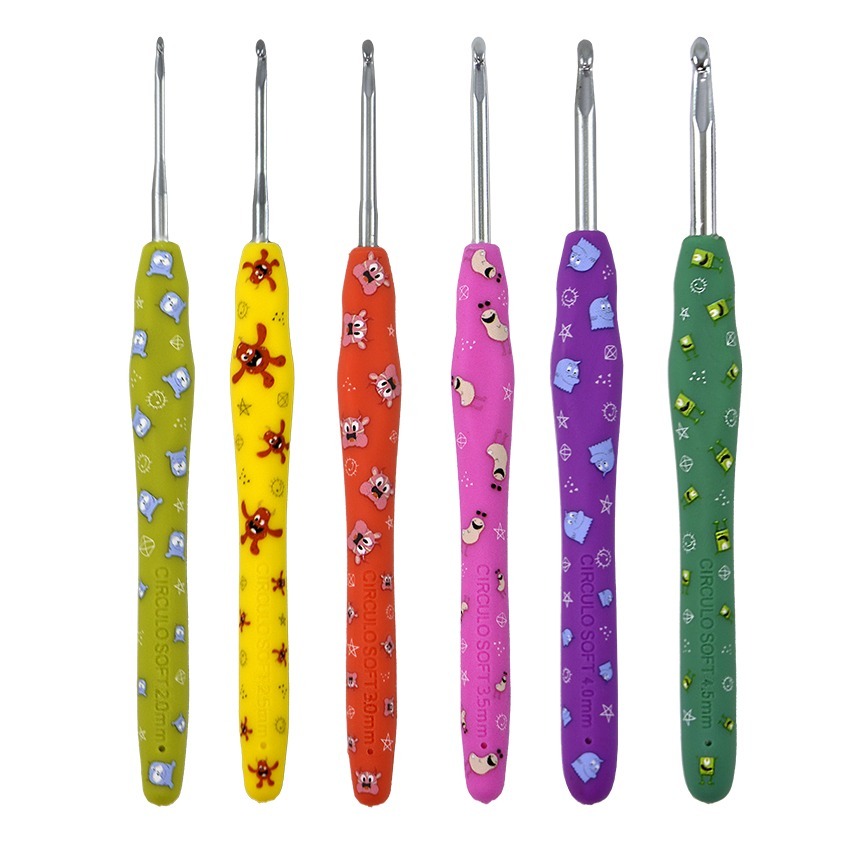 Agulha de Crochê Soft Circulo Cabo Emborrachado Monstrinhos