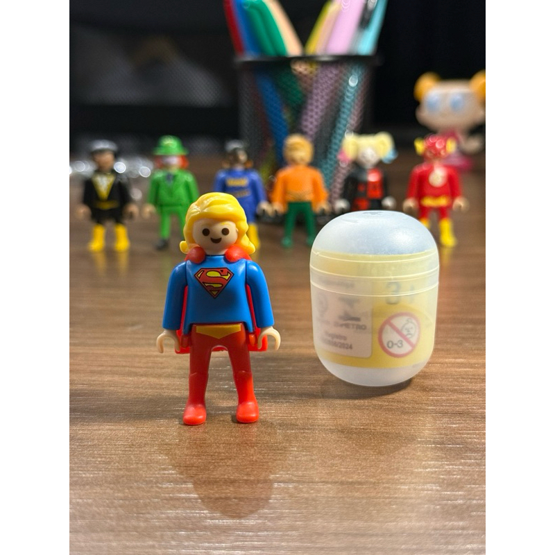 Supergirl DC Kinder Ovo Playmobil