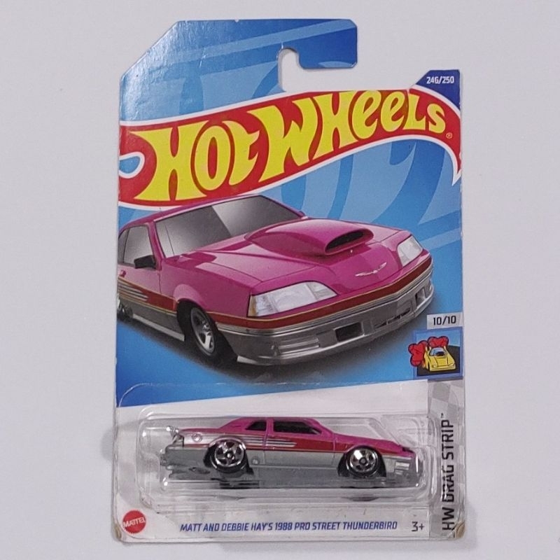Hot Wheels Ford Thunderbird 1988 Pro Street Rosa - Matt and Debbie Hays ***detalhe dobra cartela***