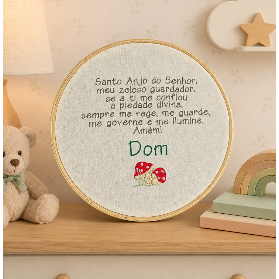 Quadro Bastidor Bordado Porta Maternidade Santo Anjo do Senhor Cogumelos + Nome