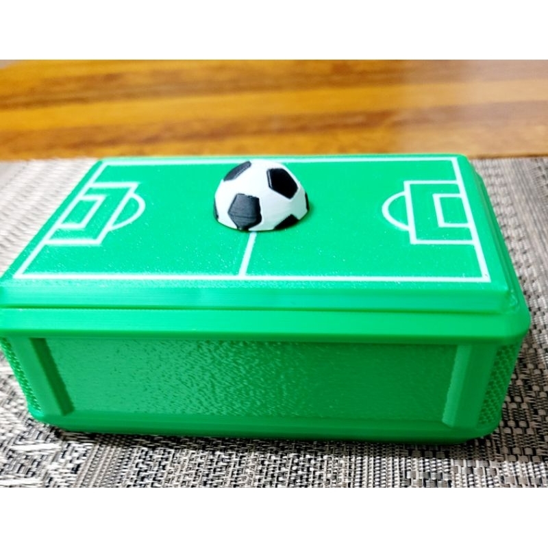 Caixa Campo de futebol -com fecho de bola de futebol - Muito mais espaço para guardar itens diversos