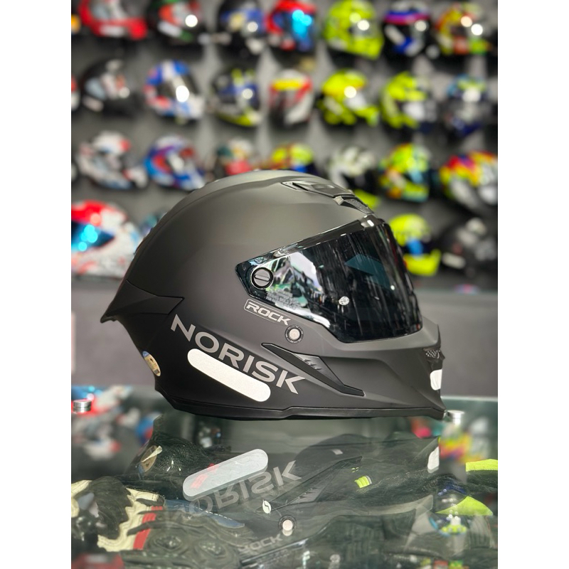 Capacete Norisk Rock Monocolor Preto Fosco