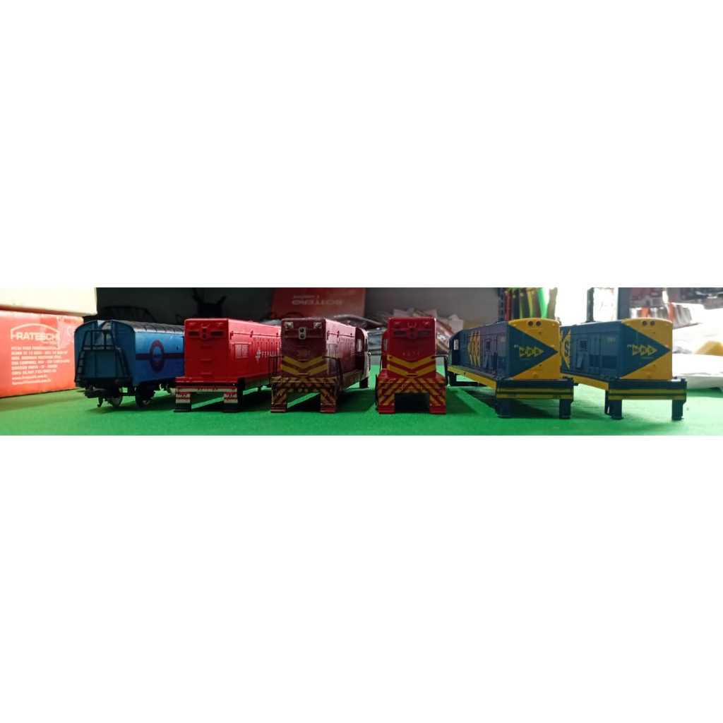 KIT COM 5 CARCAÇAS DE LOCOMOTIVAS FRATESCHI HO 1/87 E 1 MINI VAGÃO AZUL