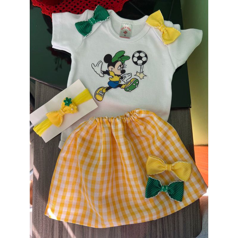 Bodys temáticos festa junina e copa do mundo ! body com saia e lacinho na faixa para o cabelo