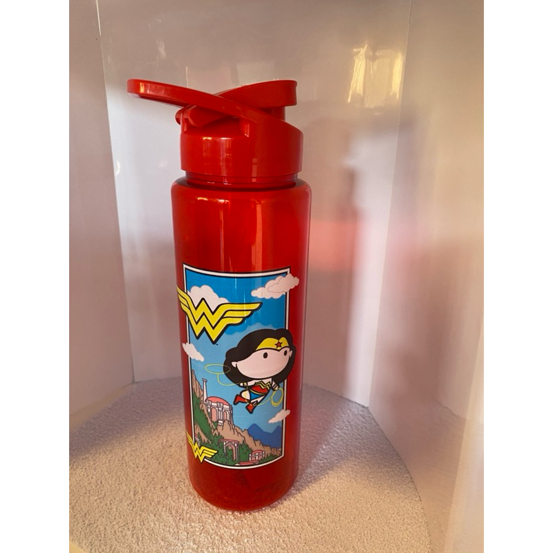 Garrafa Squeeze Mulher-Maravilha 750ml Livre de BPA com Alça | Indústria Bandeirantes
