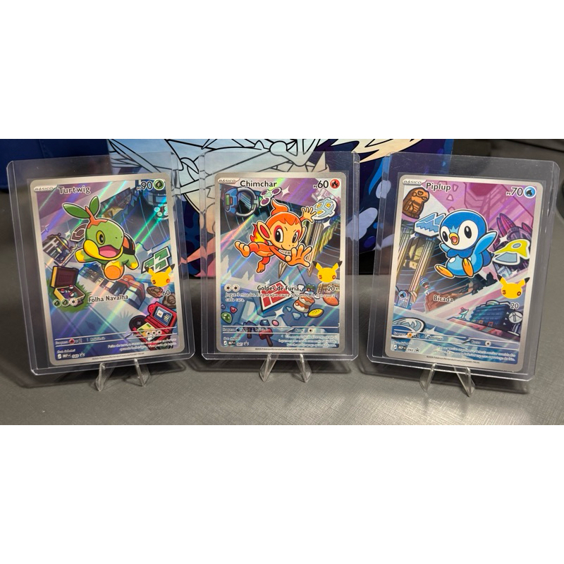 Trio Sinnoh (Turtwig/Chimchar/Piplup) com top loader incluso