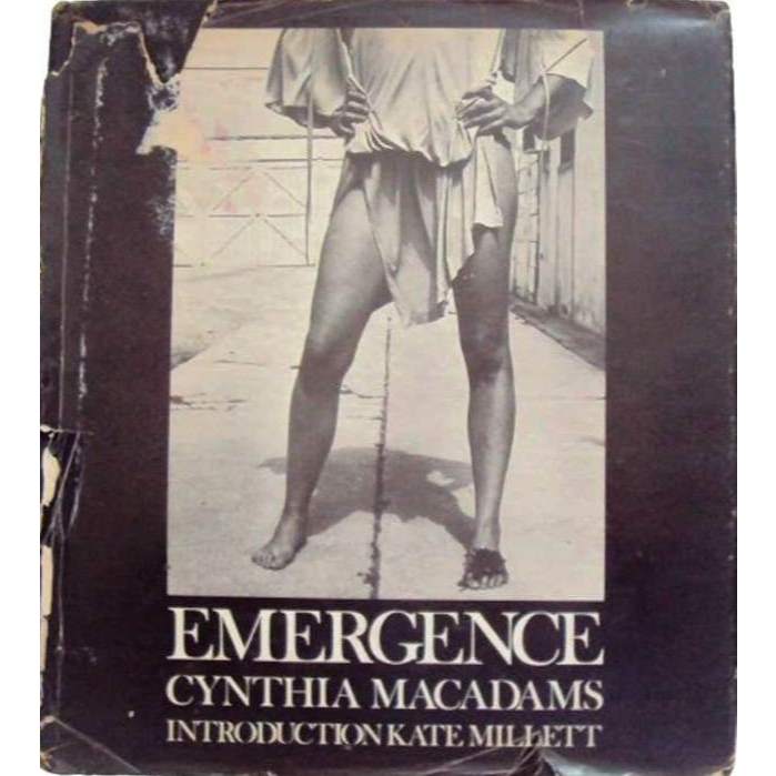 3063 Lvr- Livro 1977- Emergence Cynthia Macadams- Introduction Kate Millett- Fotografia- Em Inglês