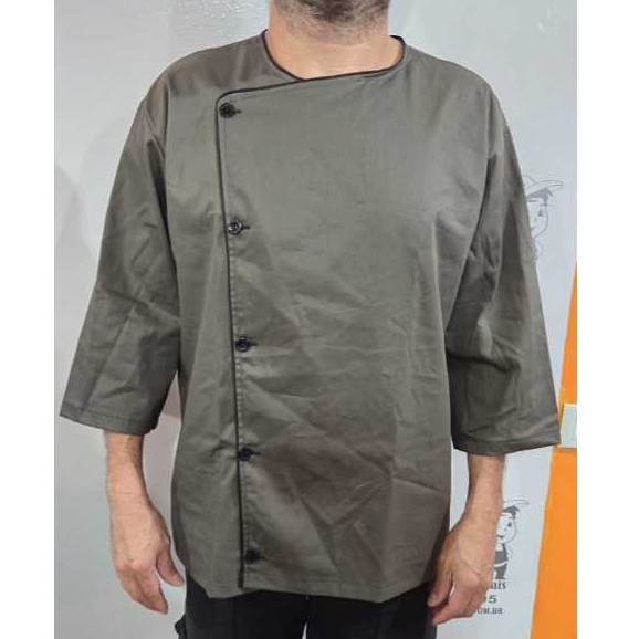 Dolma algodão verde oliva com preto chef unissex manga 3/4 fechamento com botões