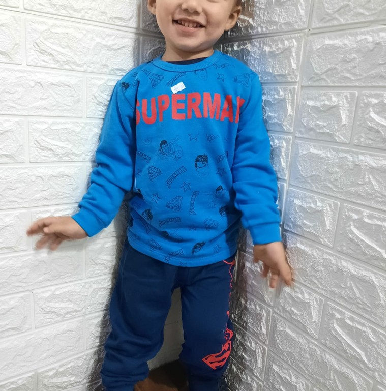 conjunto moletom personagens infantil inverno menino superman e capitan américa, dinossauro, maquina, tigre