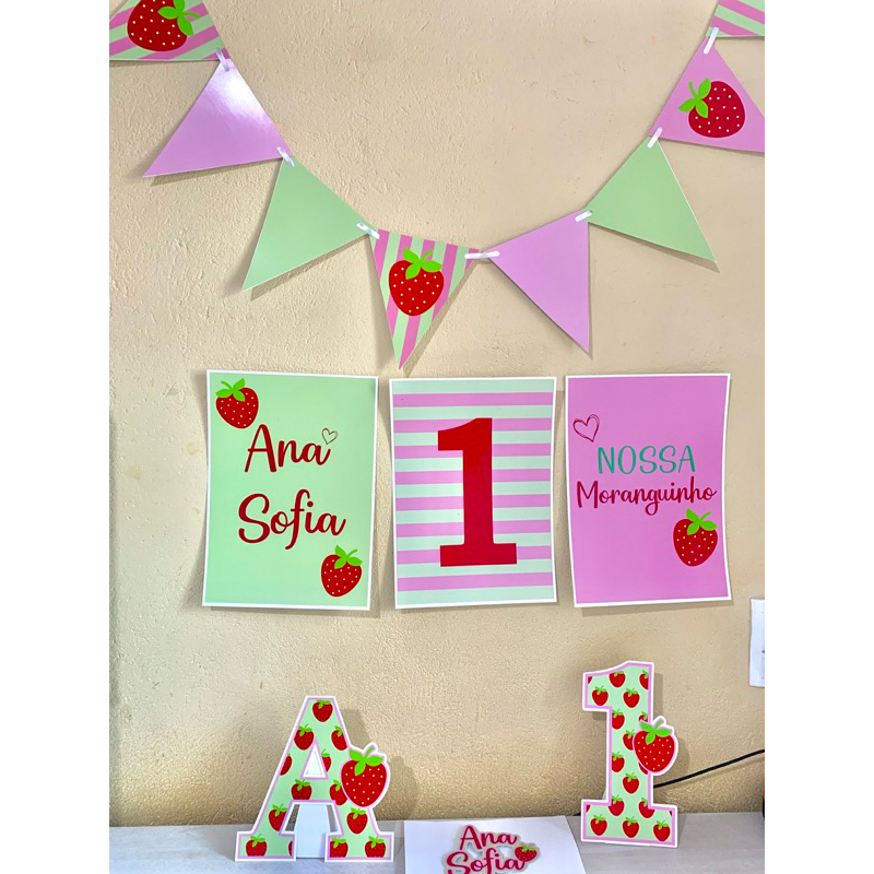 Kit Festa Morango | Moranguinho | Frutinha Personalizado mesversário/aniversário menina | Kit Só um Bolinho|Papelaria