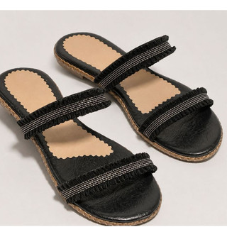 RASTEIRINHA ANERICLE Sandália Feminina Rasteira com Tiras e Detalhes em Fita – Confortável, Elegante e Versátil