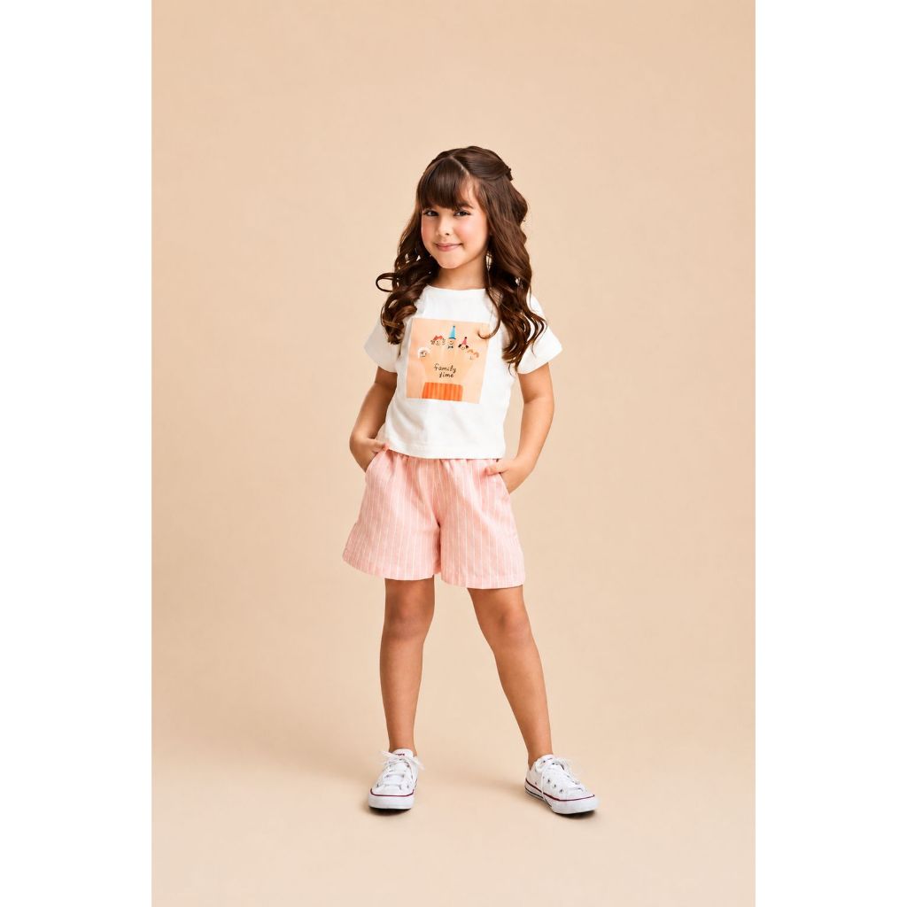 Conjunto Infantil Feminino em Algodão Blusa Estampada e Short Risca de Giz Tamanhos 4 ao 10