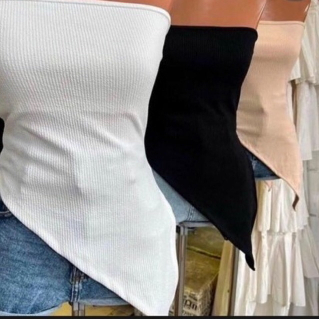 Cropped Assimétrico Canelado Feminino – Tomara que Caia Moderno e Elegante