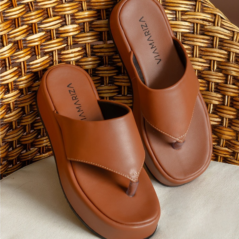 Tamanco Flatform Chinelo Feminino de Dedo Asa Delta Via Mariza Confortável