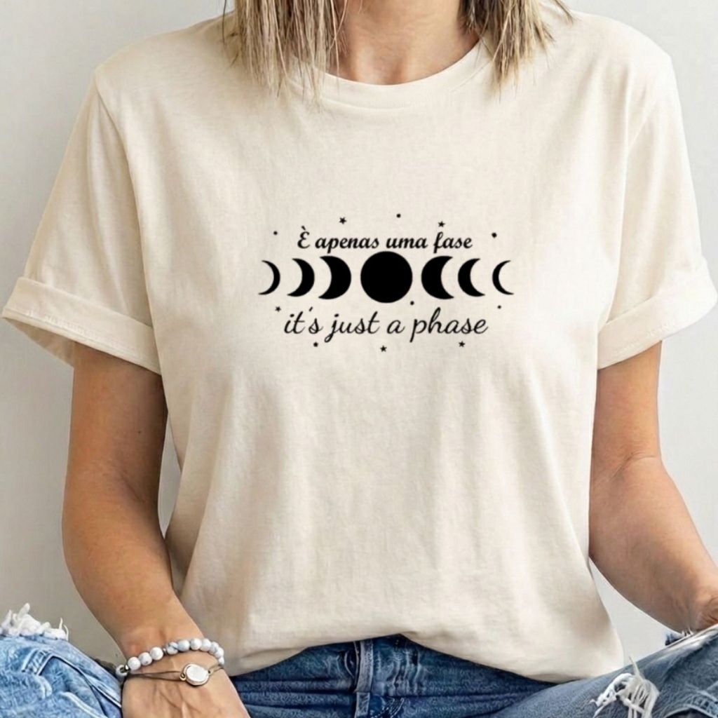 Blusa T-shirt Linda Camiseta Feminina Fases Lua Fofo Camisa — imagem 2 de 2