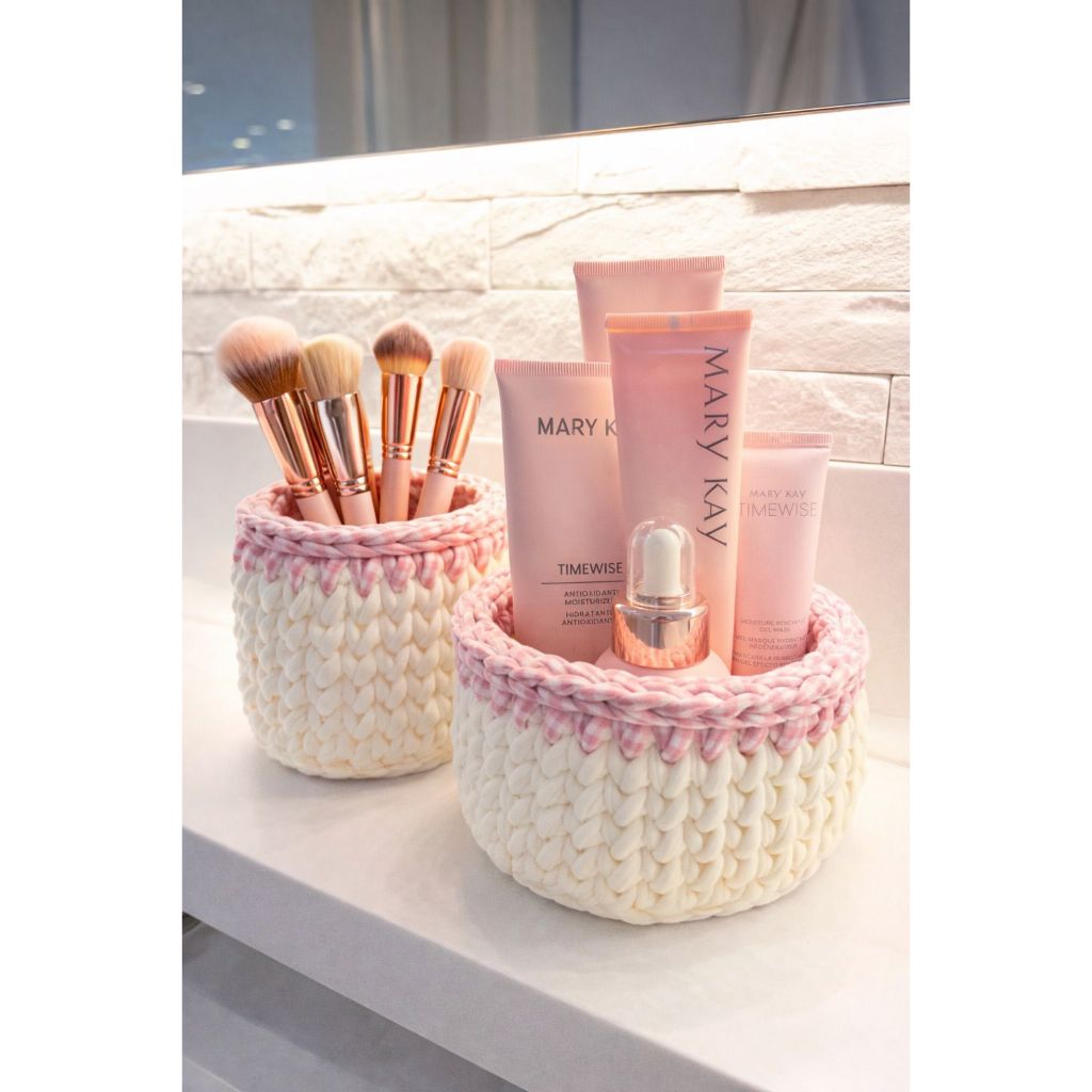 Kit Porta Maquiagem / Kit cachepô / Kit Cesto de crochê