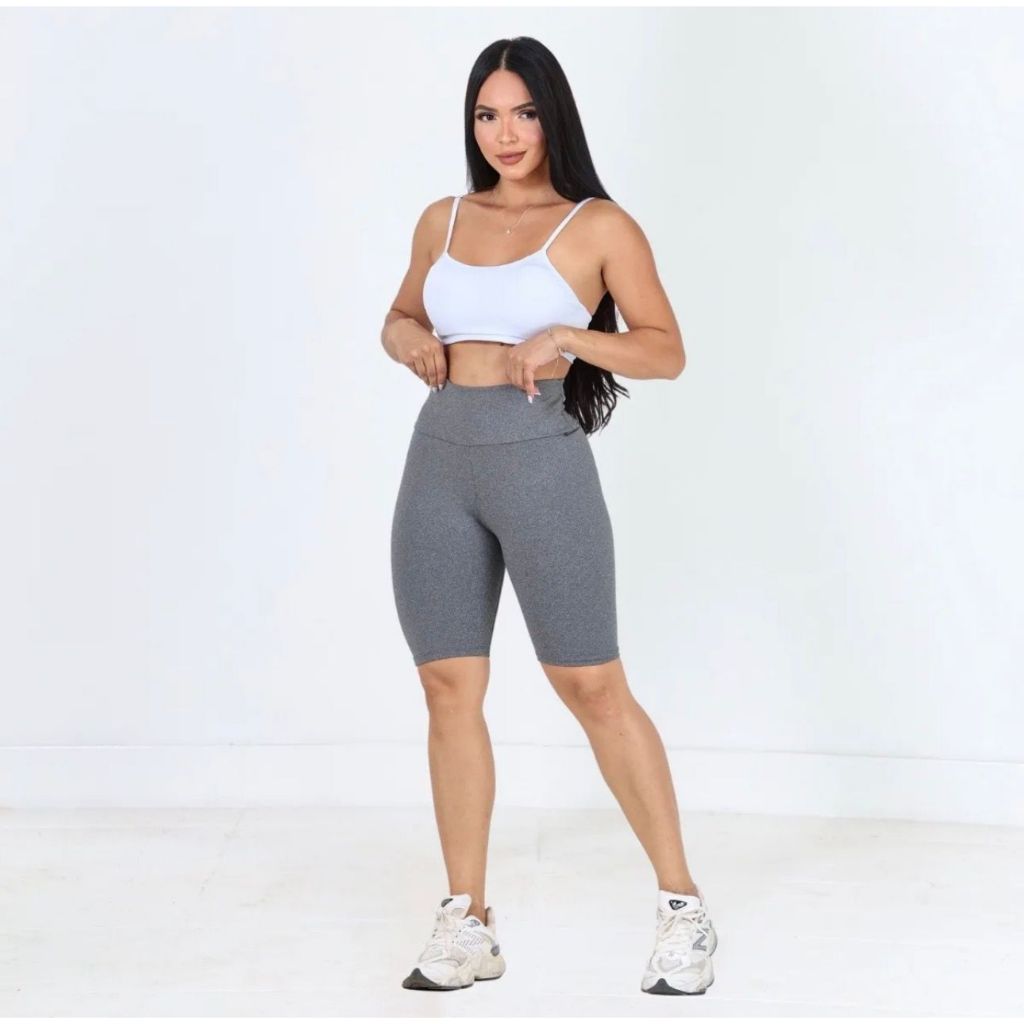 Bermuda Legging Feminina Fitness Suplex Poliamida Cós Alto Não Transparente Academia