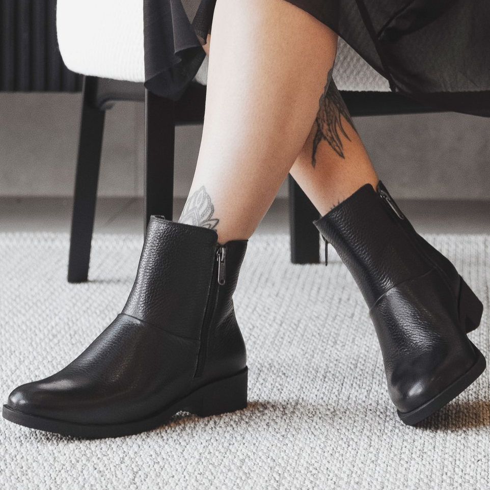 Bota Feminina Vittal Couro Legítimo Thayla Zíper Lateral