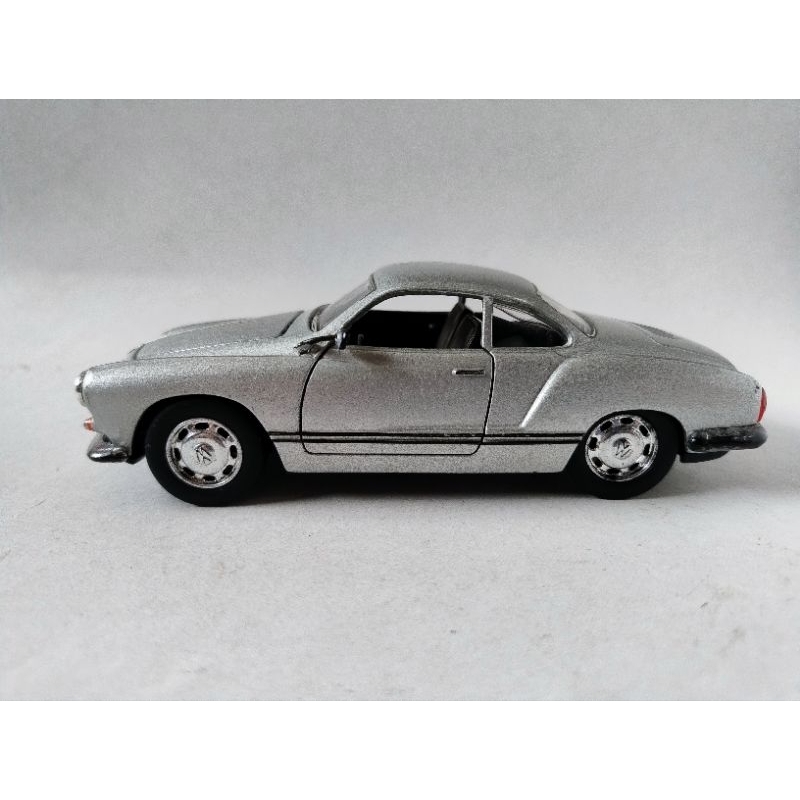 Miniatura Coleção Sunnyside SS Volkswagen Karmann Guia 1966 Top Presente Amantes e colecionadores (Ler Descrição)
