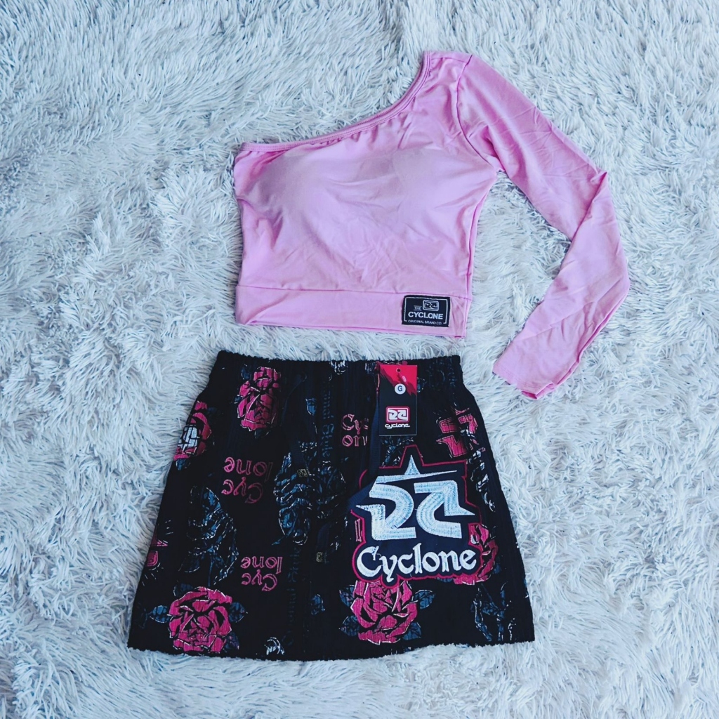 Saia Cyclone Veludo+ Camiseta Cyclone Algodão