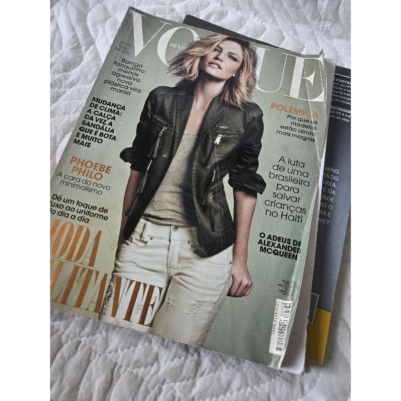revista Vogue Brasil, Edição Nº 379, de Março de 2010