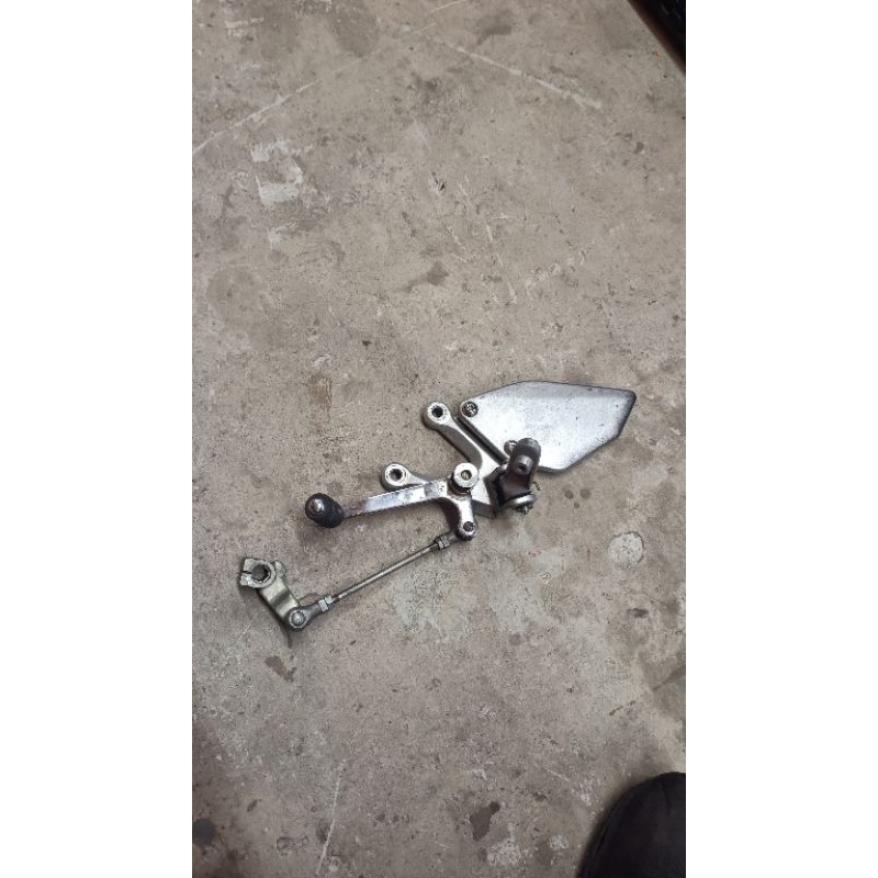 bacalhau lado direito completo Yamaha MT 03/YZF R3