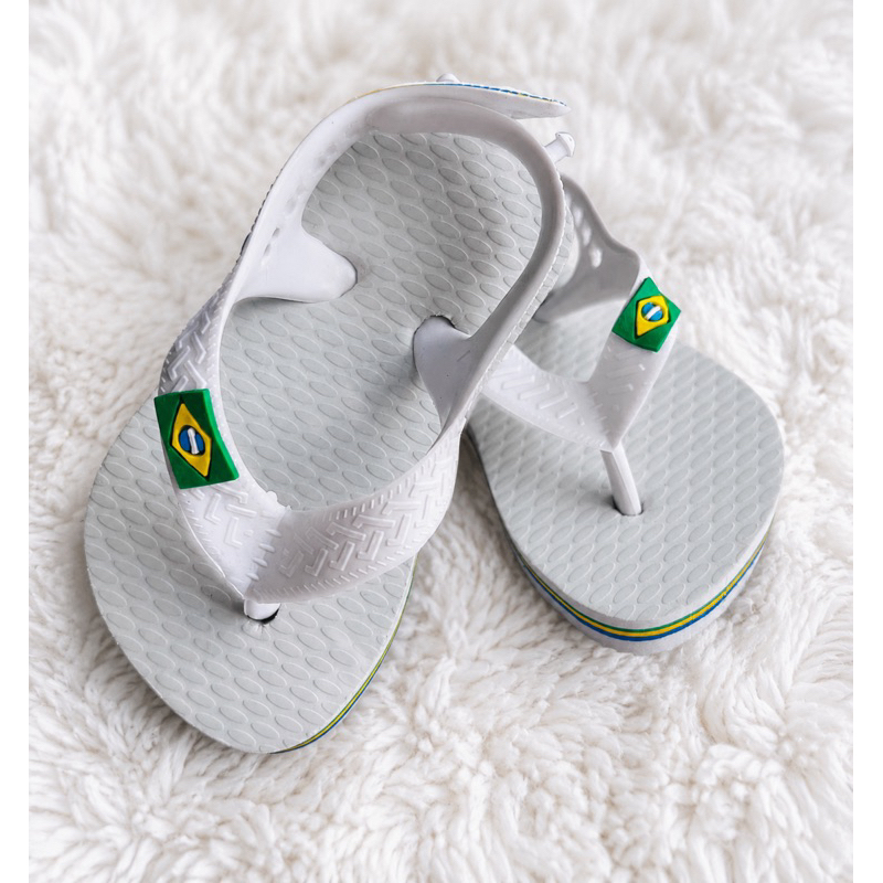 Chinelo Bebê Antiderrapante Com Tira Atrás Infantil Menino e Menina Confortável Seguro Primeiros Passos Brasil Presnte