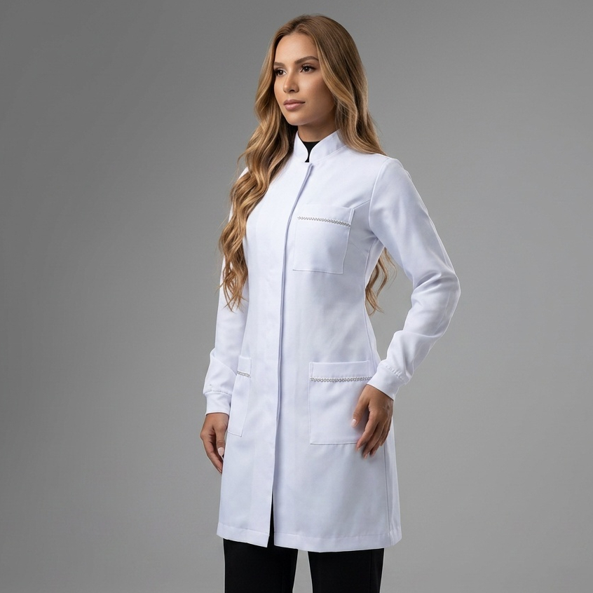 Jaleco Feminino Bordado Personalizado | Gola Padre | Gabardine Branco | Acinturado