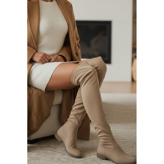 Bota Feminina Over The Knee Cano Longo Na Coxa Salto Baixo Acima do Jeolho So Pretty Shoes Alta Qualidade com elastano