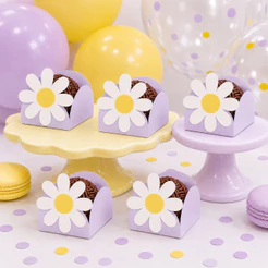 50 Forminhas para Doces – Margaridas – com Apliques para Colagem – Decoração Festas