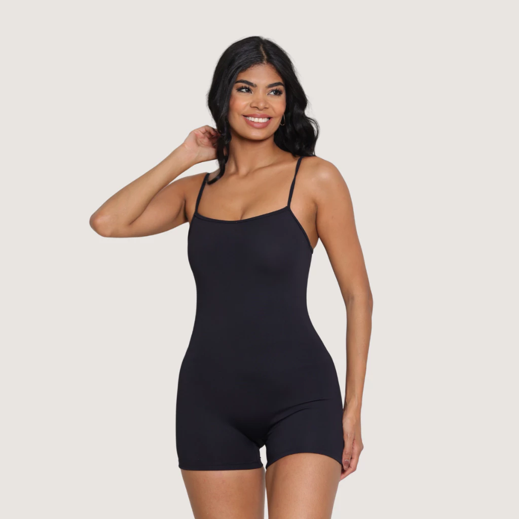 Macaquinho de Alcinha Academia Colado - Macacão Esportivo Curto Treino Power Shape Elasticidade - Macacão Feminino Justo — imagem 1