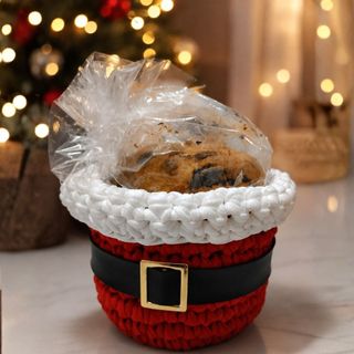 Porta-Panetone Natalino em Fio de Malha | Artesanal em Crochê | Decoração de Natal Presenteável Feito à Mão 400/500 g