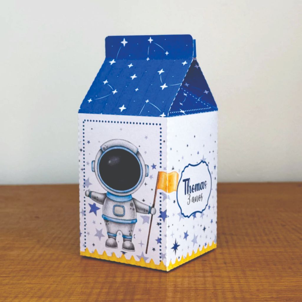 Caixinha Milk ASTRONAUTA personalizada  - lembrancinha de festa 10/20/30/40 unidades
