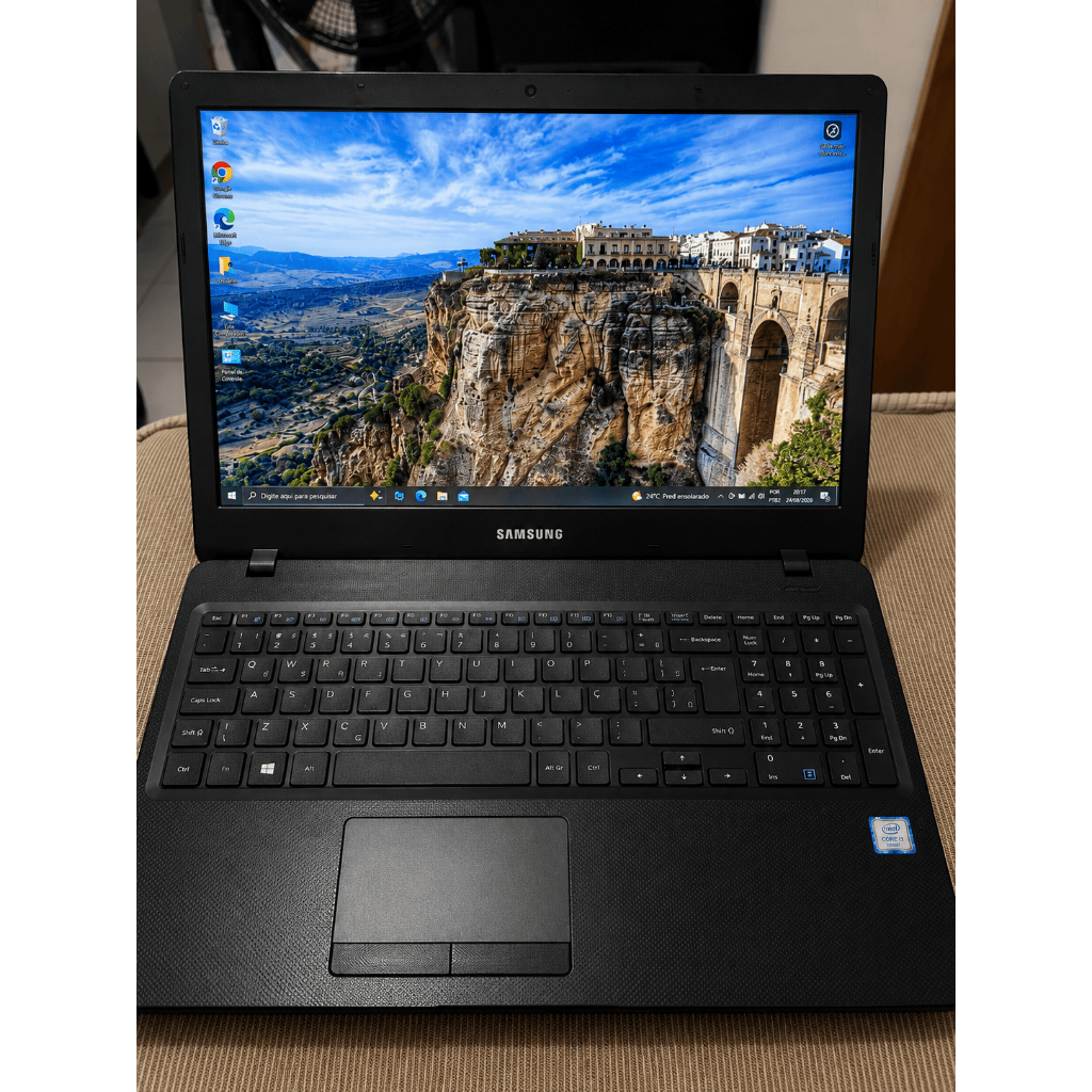 💻 Notebook Samsung  – i3 6ª Geração | 8GB | SSD 240GB + BAG